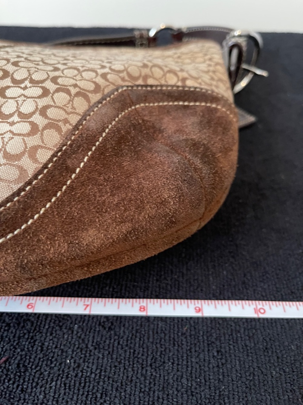 Y2K Coach Tan Signature Canvas and Brown Suede Hobo Bag - Picture 6 of 10